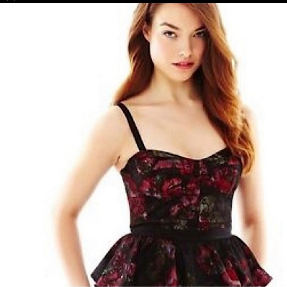 Pearl By Georgina Chapman of Marchesa Red Black Moody Floral Lace Peplum Top 4
